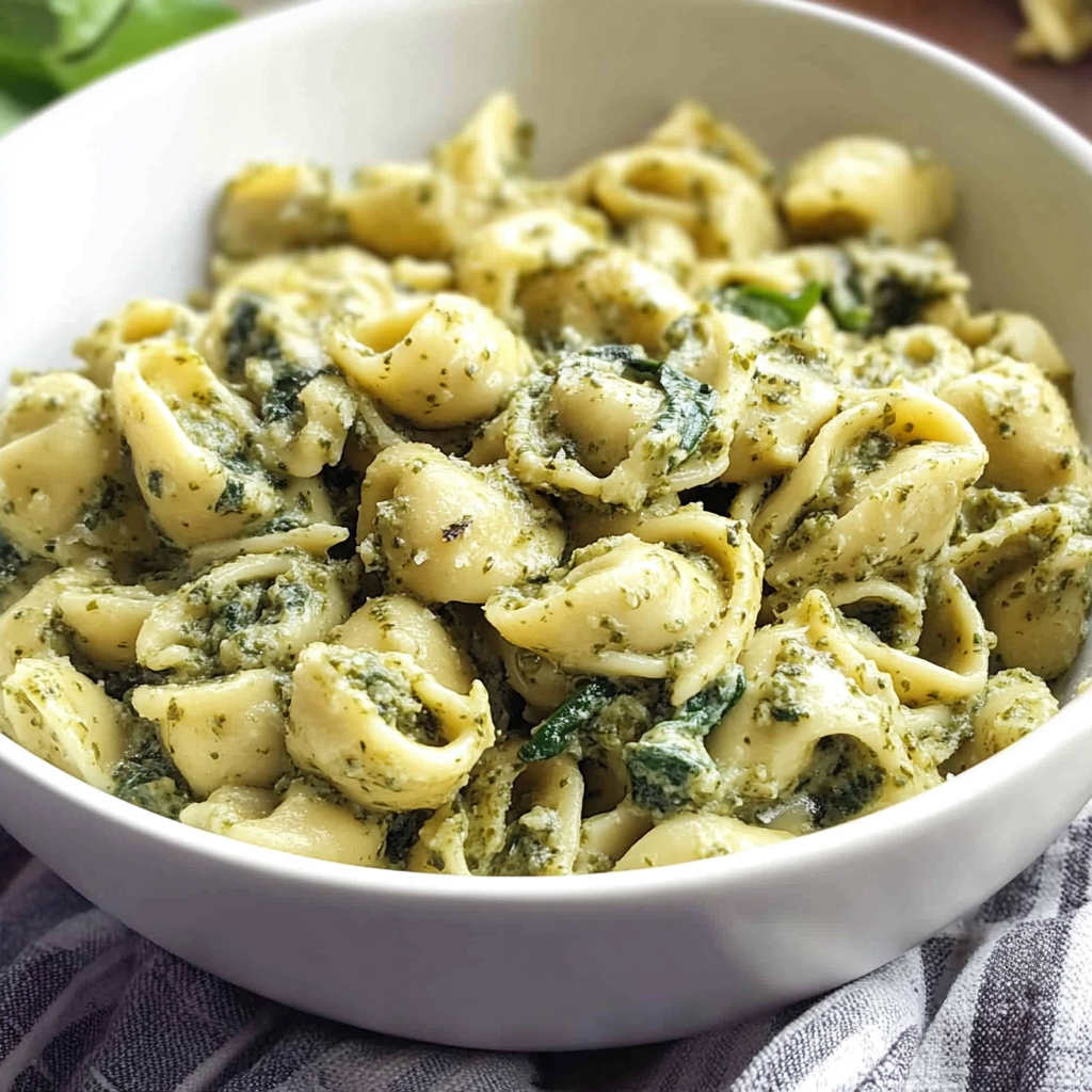 Recipe preparation for Creamy Spinach Pesto Tortellini